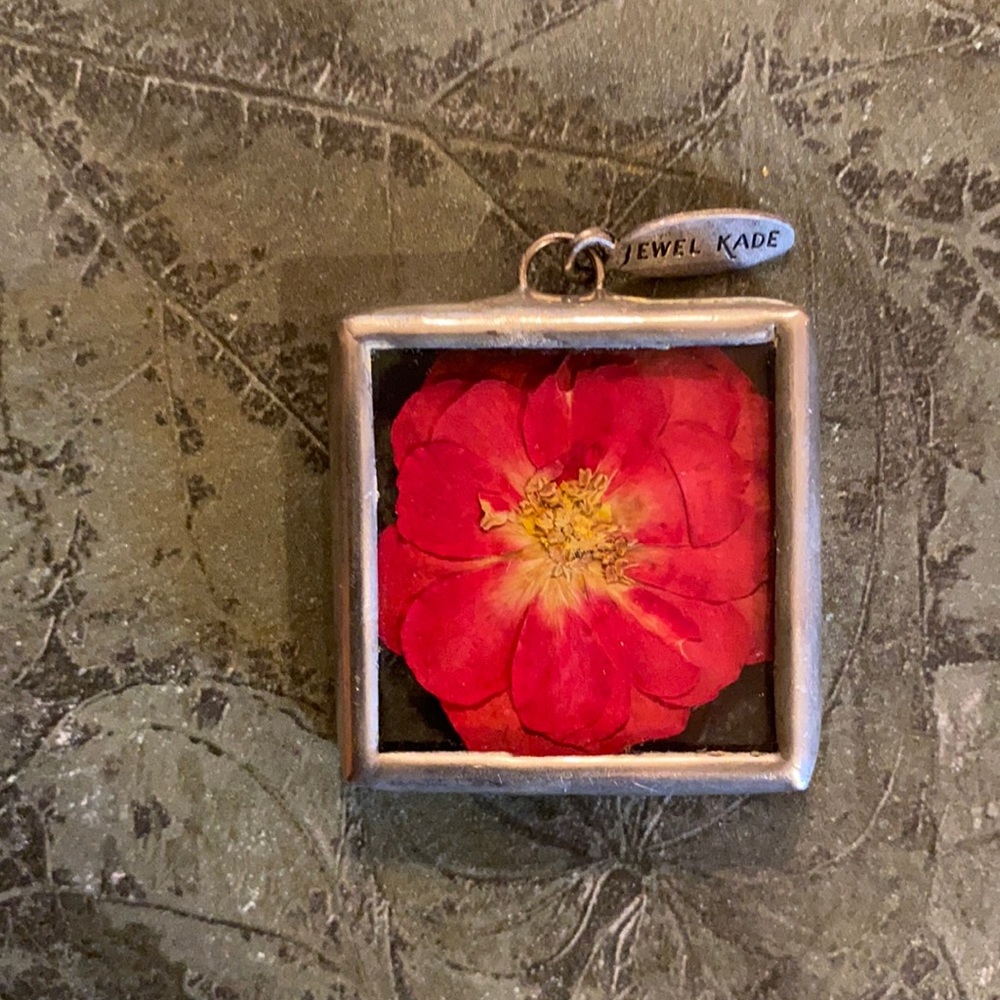 Pressed Flower Jewel Kade charm